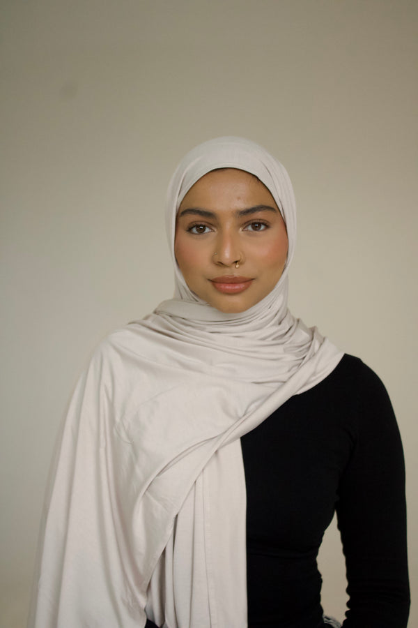Premium Jersey Hijab – Ultra-Soft, Breathable & Long-Lasting